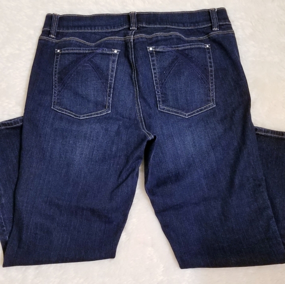 White House Black Market Noir Crop Leg Jeans - Picture 8 of 12